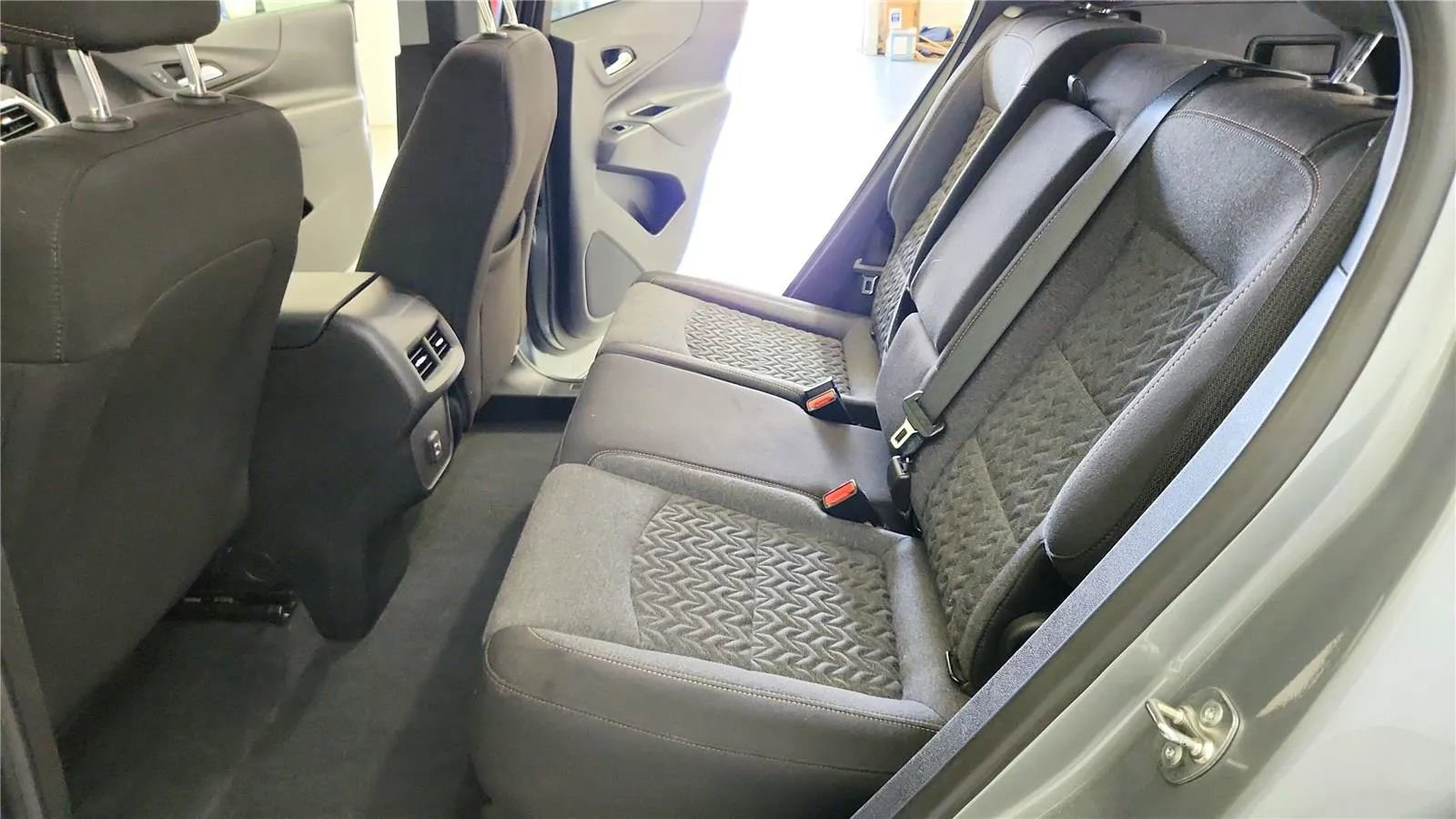 Used 2024 Chevrolet Equinox LT w/ LPO, Floor Liner Package AWD/4WD image 33