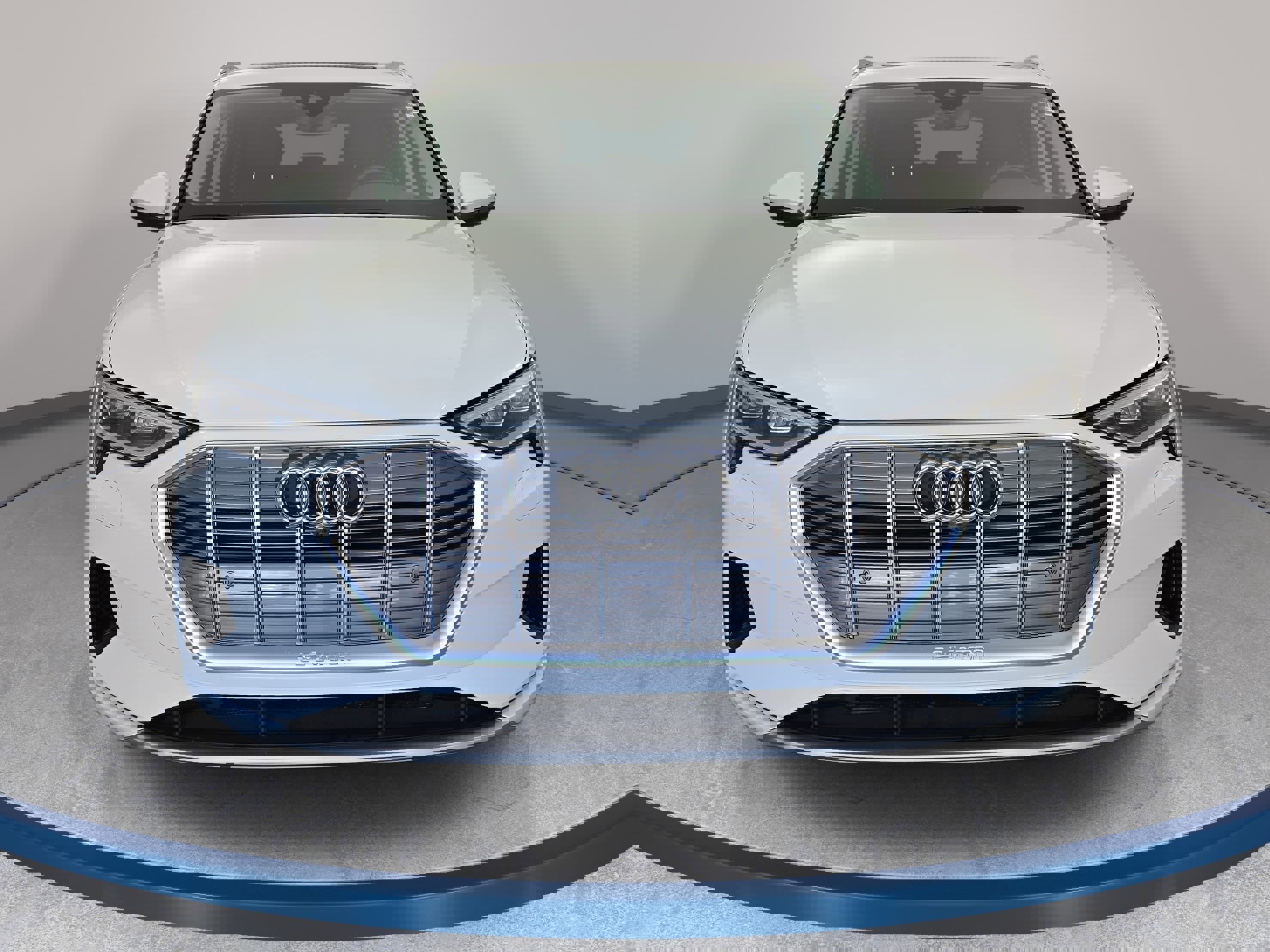 Used 2023 Audi e-tron Premium Plus w/ Premium Plus Package image 2