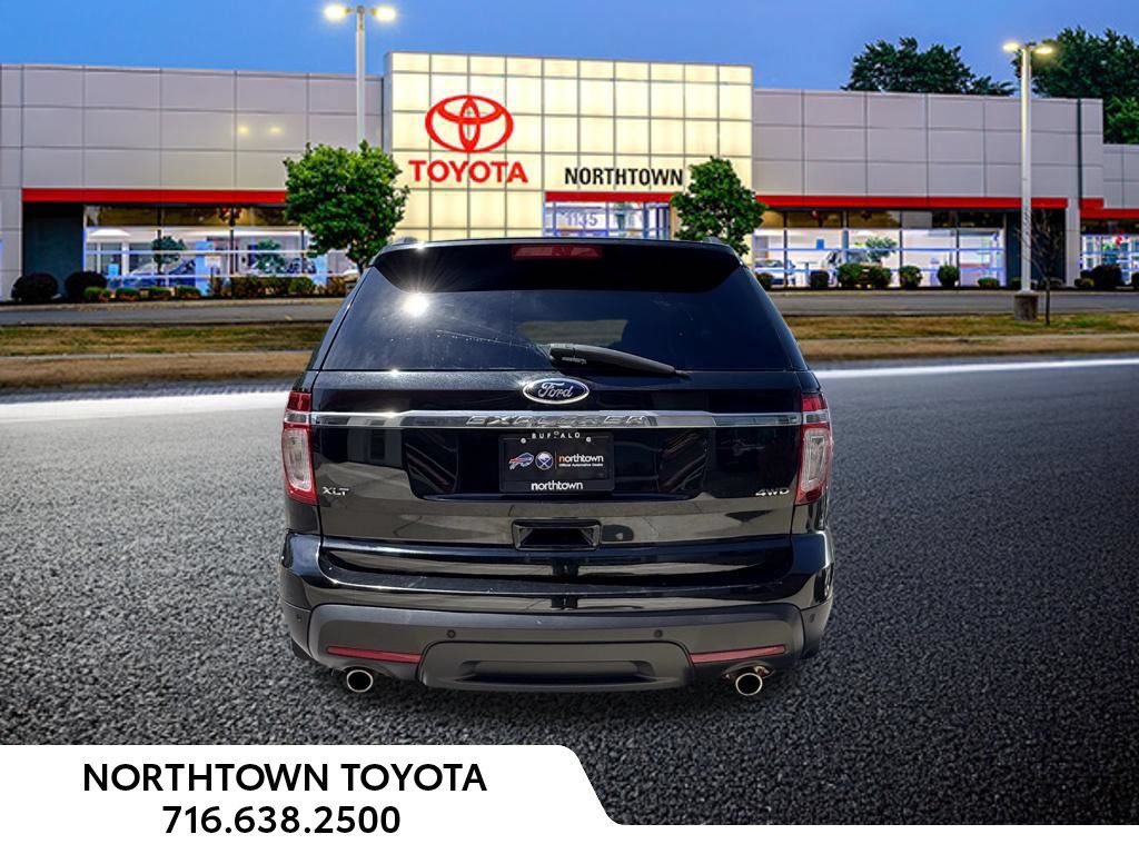 Used 2015 Ford Explorer XLT w/ Equipment Group 202B AWD/4WD image 27