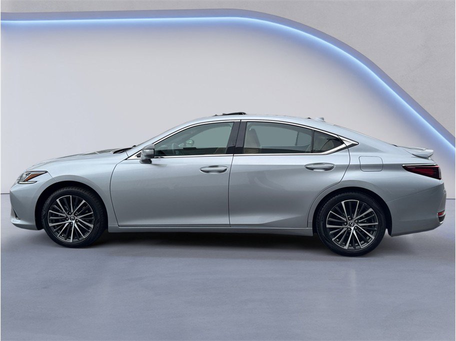 Used 2023 Lexus ES 300h w/ Premium Package FWD image 3