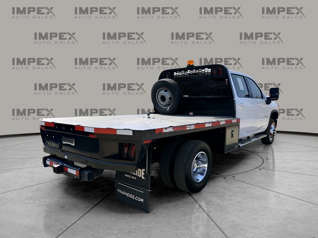 Used 2024 Chevrolet Silverado 3500 LT w/ Convenience Package AWD/4WD image 6