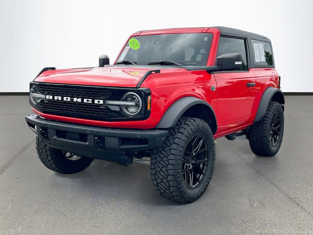 Used 2022 Ford Bronco Wildtrak image 3