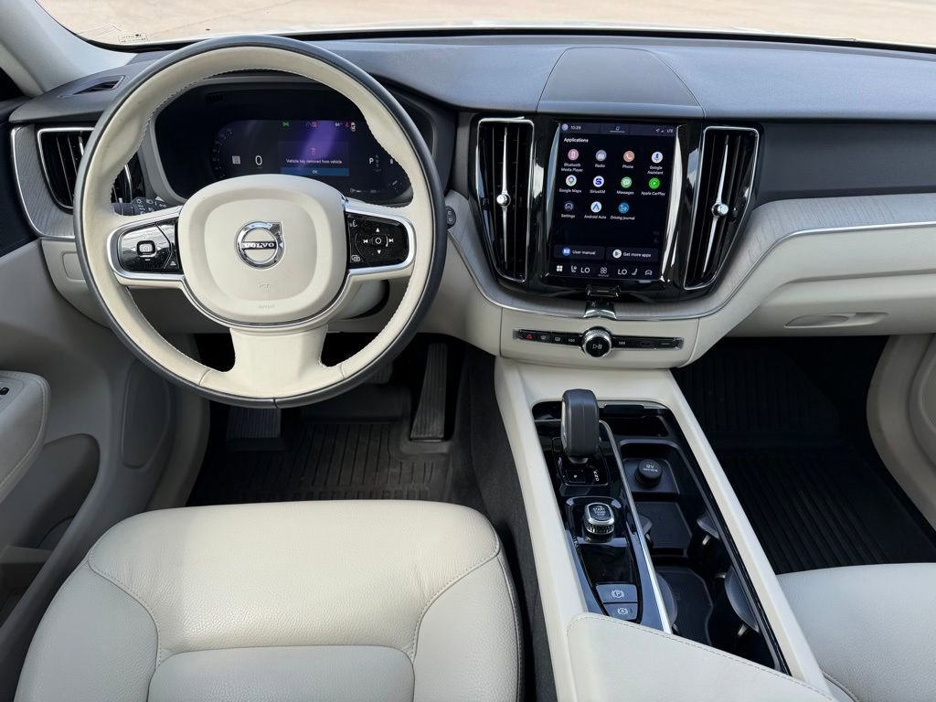 Used 2023 Volvo XC60 B5 Plus w/ Climate Package image 15