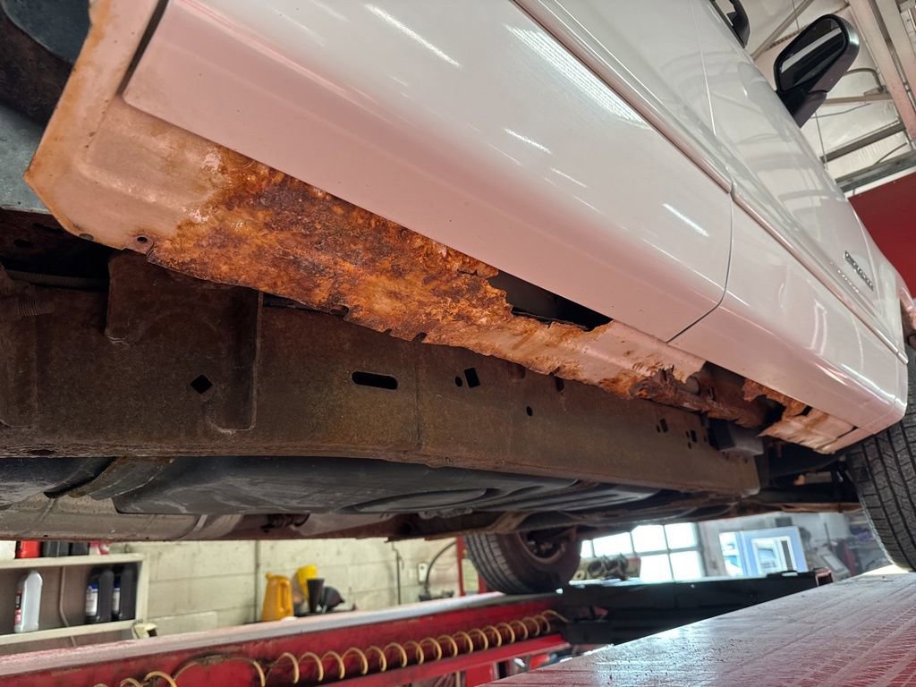 Used 2002 Ford Explorer XLS image 34