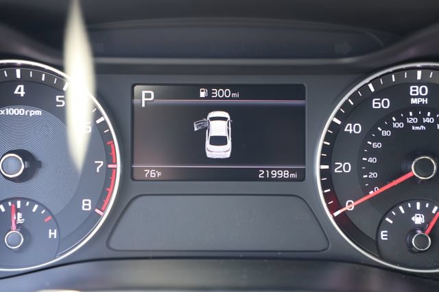 Used 2023 Kia Forte GT-Line w/ GT-Line Premium Package FWD image 21