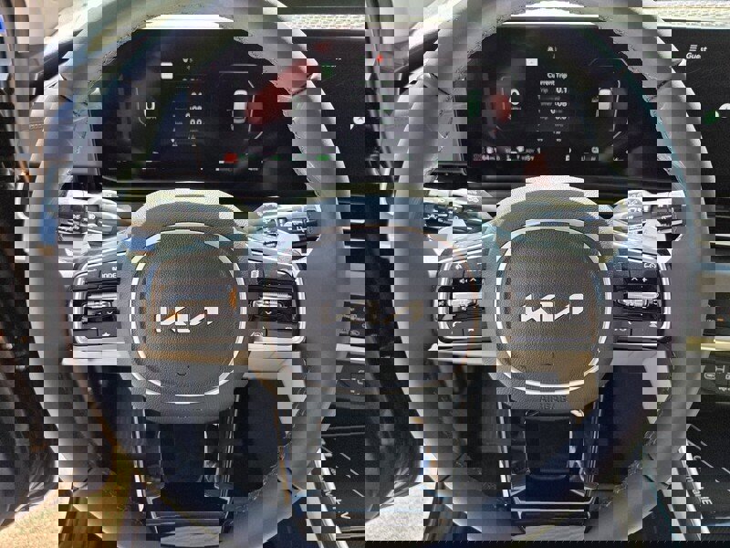 New 2026 Kia Carnival SX w/ SX Dark Edition Package image 12