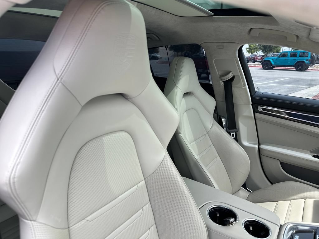 Used 2018 Porsche Panamera Turbo S AWD/4WD image 42