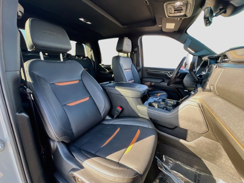 Used 2024 GMC Sierra 2500 AT4 w/ AT4 Premium Plus Package AWD/4WD image 29