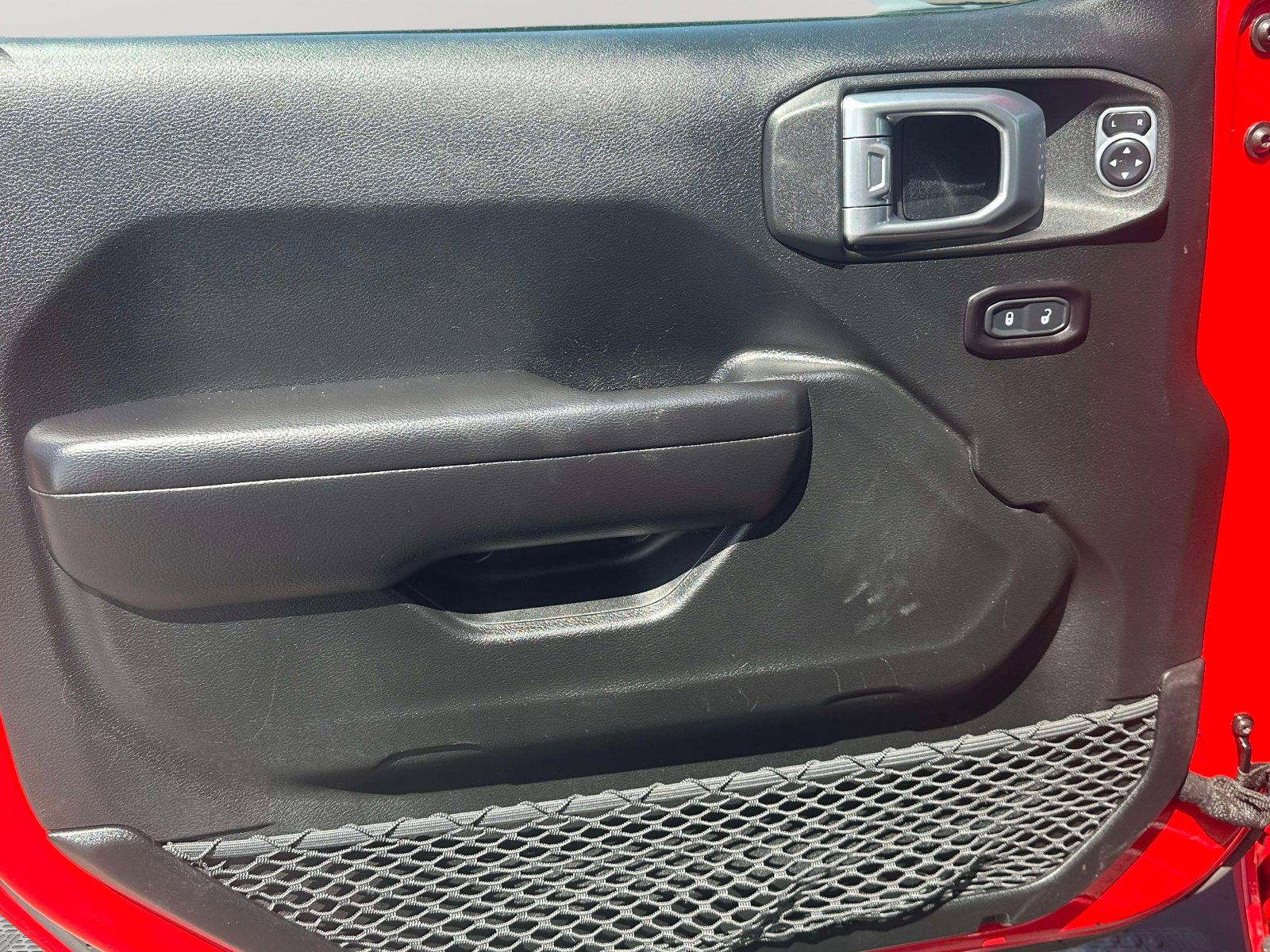 Used 2019 Jeep Wrangler Sport AWD/4WD image 17