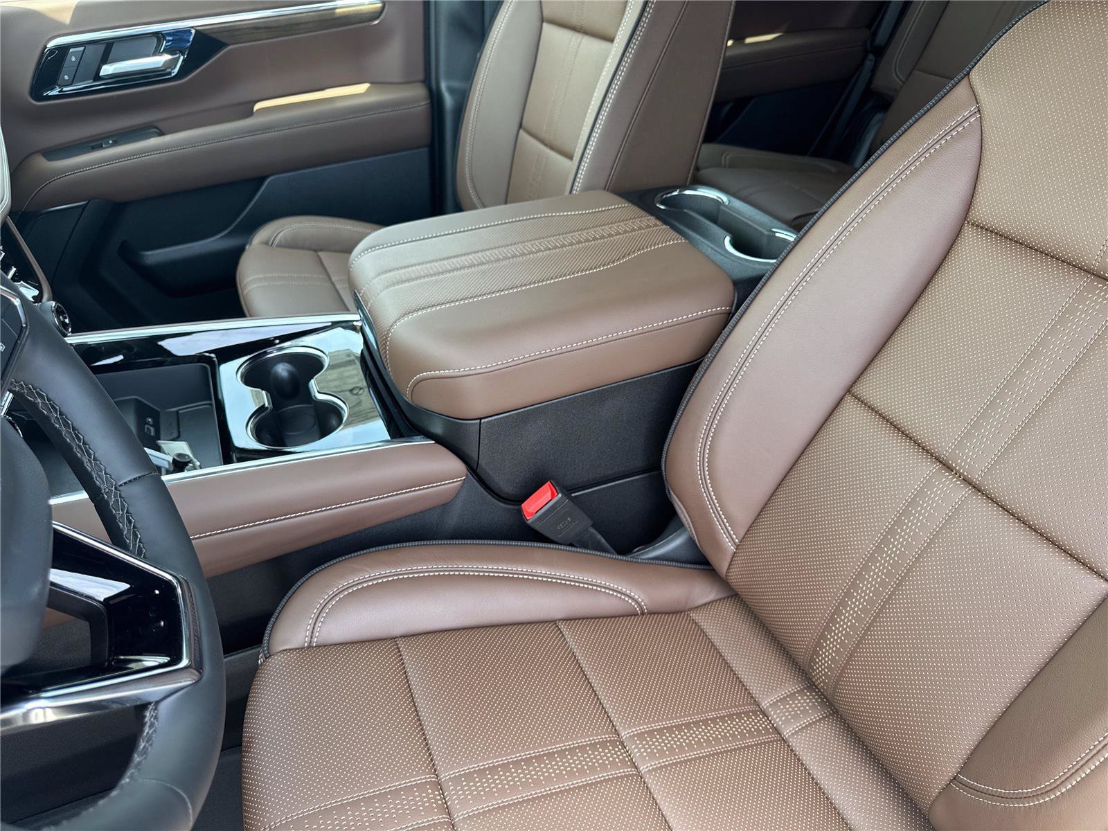New 2026 Chevrolet Tahoe High Country AWD/4WD image 11