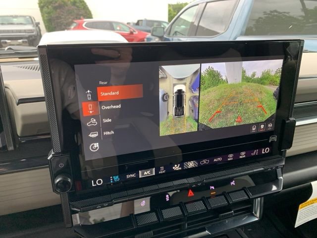 New 2026 GMC Hummer EV 4x4 Crew Cab image 17