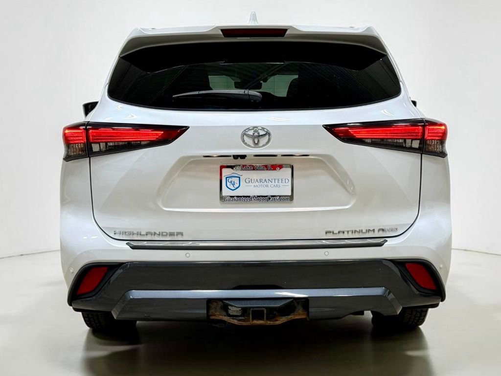 Used 2022 Toyota Highlander Limited image 17