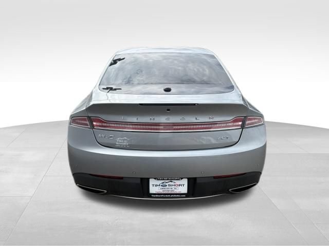 Used 2020 Lincoln MKZ FWD image 10
