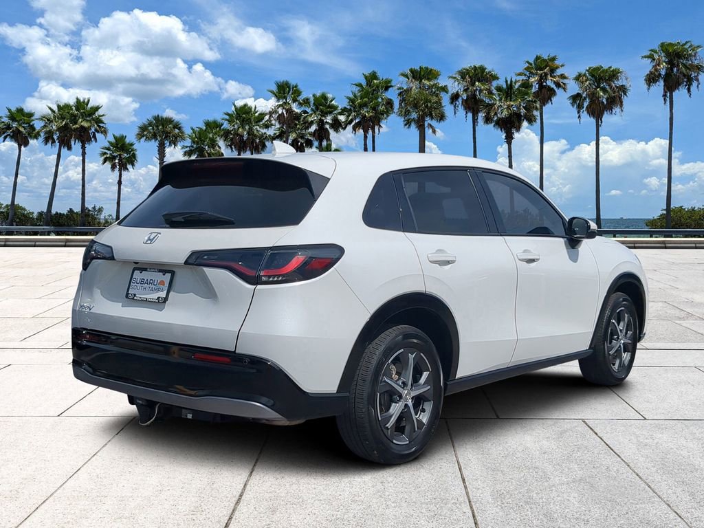 Used 2024 Honda HR-V EX-L image 4