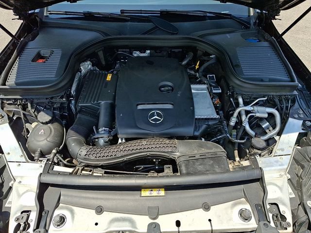 Used 2019 Mercedes-Benz GLC 300 4MATIC w/ Parking Assistance Package image 33