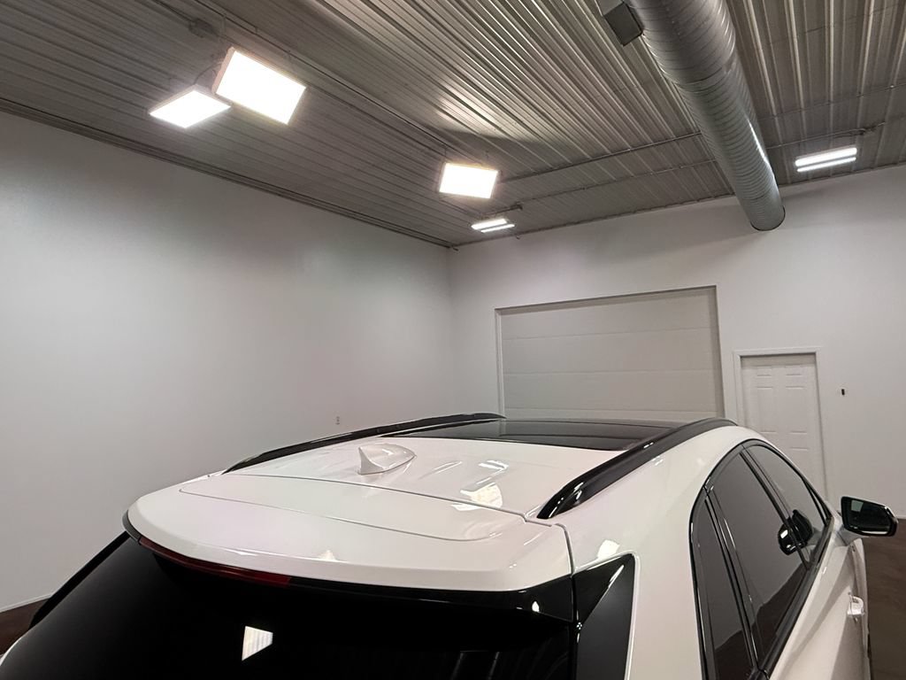 Used 2024 Cadillac XT5 Sportv AWD/4WD image 43