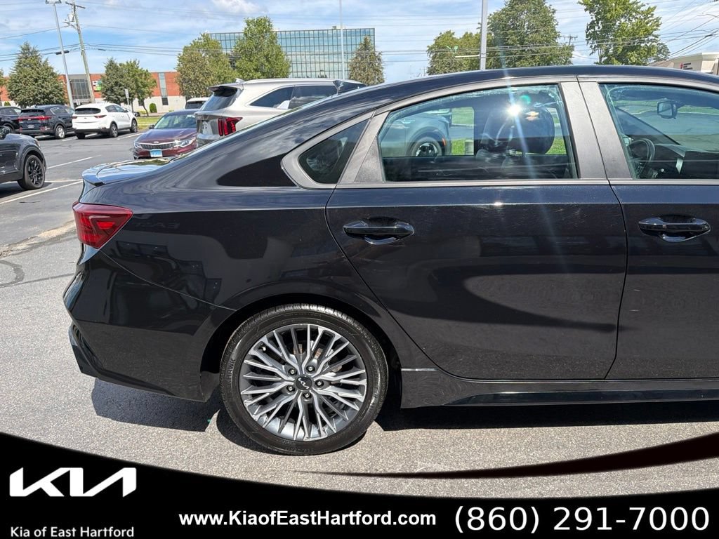 Certified 2023 Kia Forte GT-Line w/ GT-Line Premium Package FWD image 7