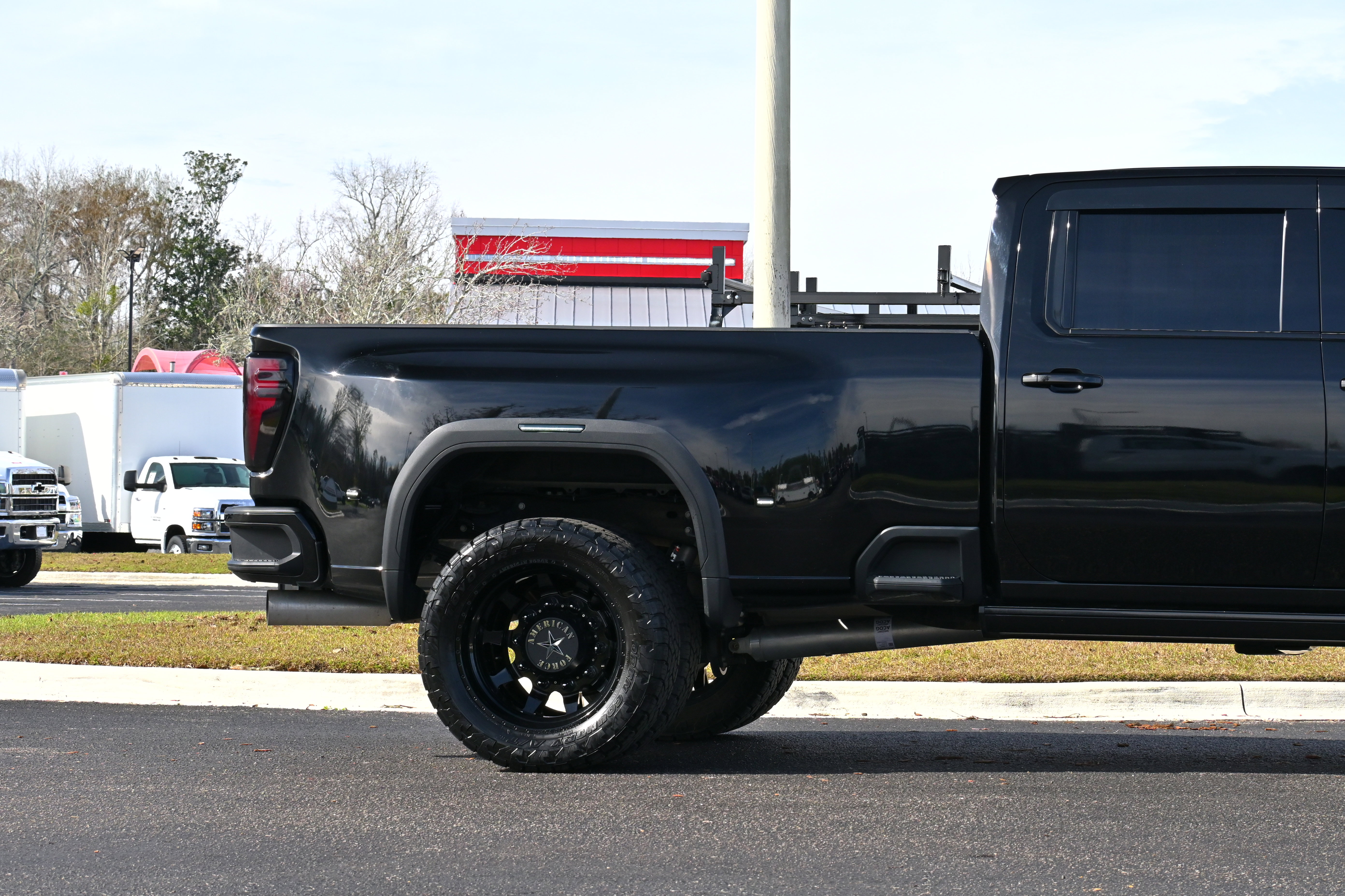Used 2024 GMC Sierra 3500 Denali Ultimate image 5