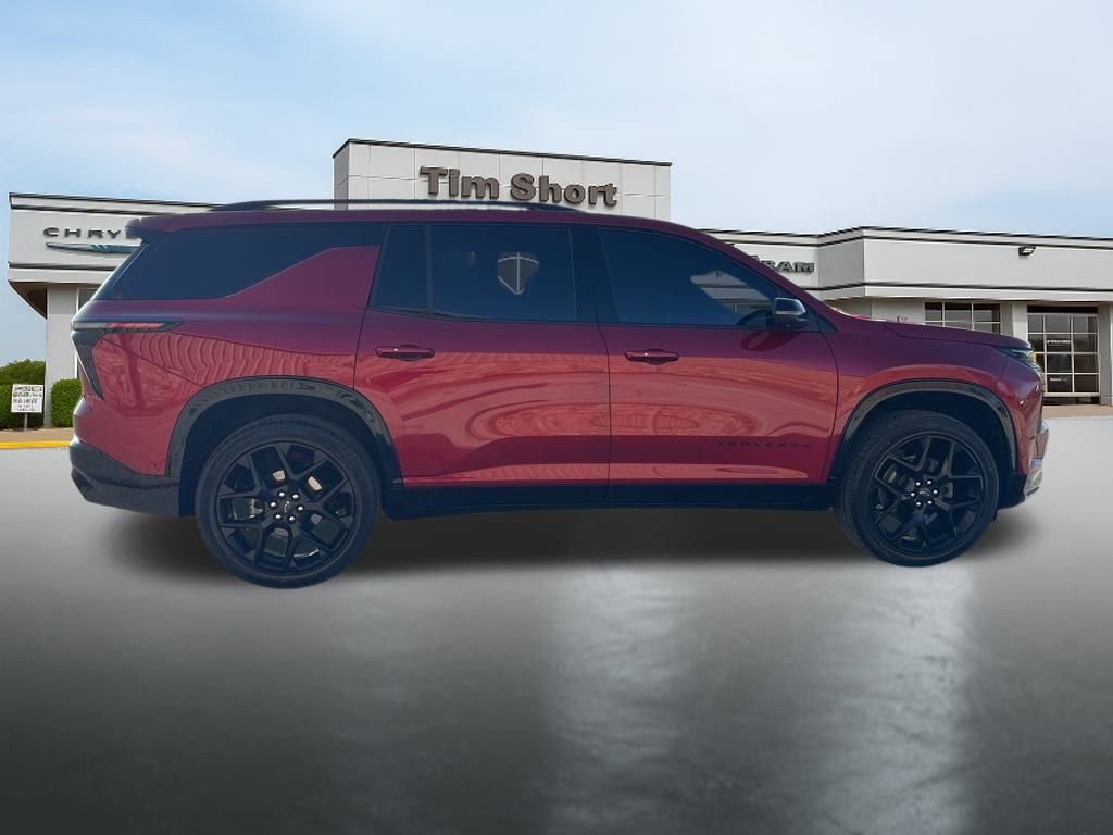 Used 2024 Chevrolet Traverse RS image 6