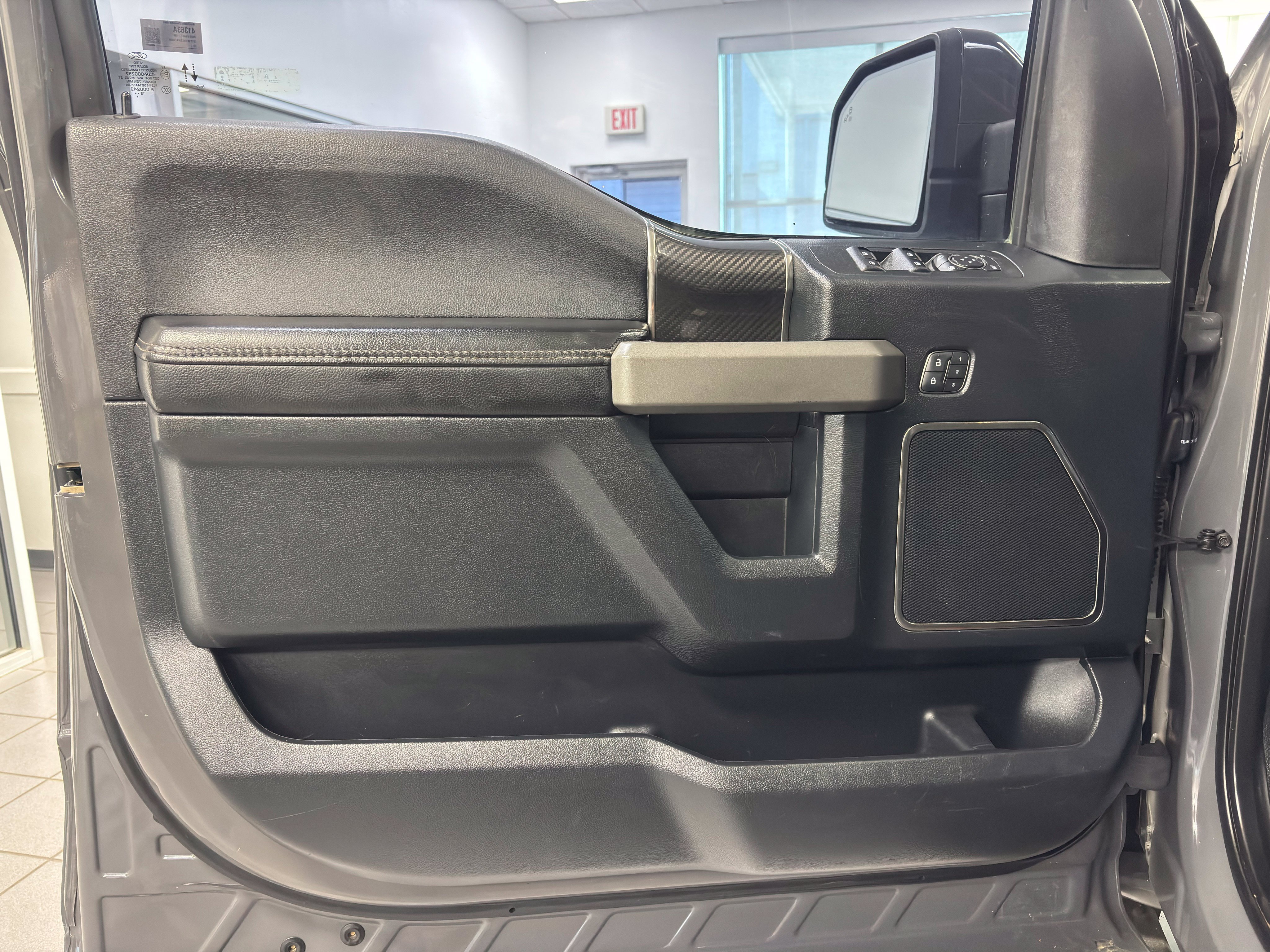 Used 2020 Ford F150 Raptor w/ Equipment Group 802A Luxury AWD/4WD image 24