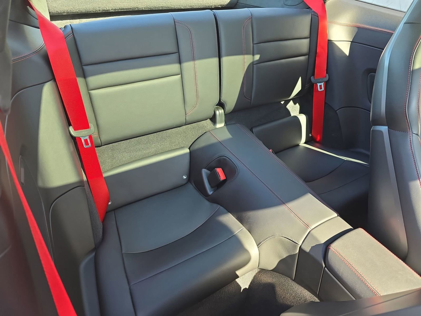 Certified 2023 Porsche 911 Carrera GTS image 27