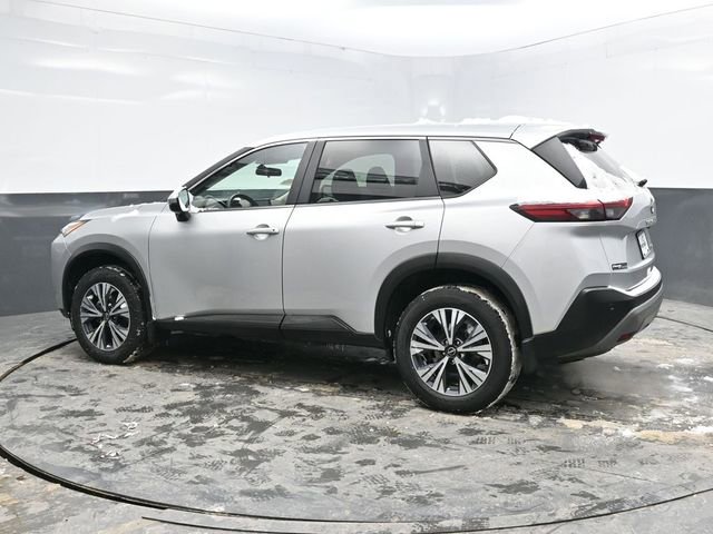 Used 2023 Nissan Rogue SV image 4