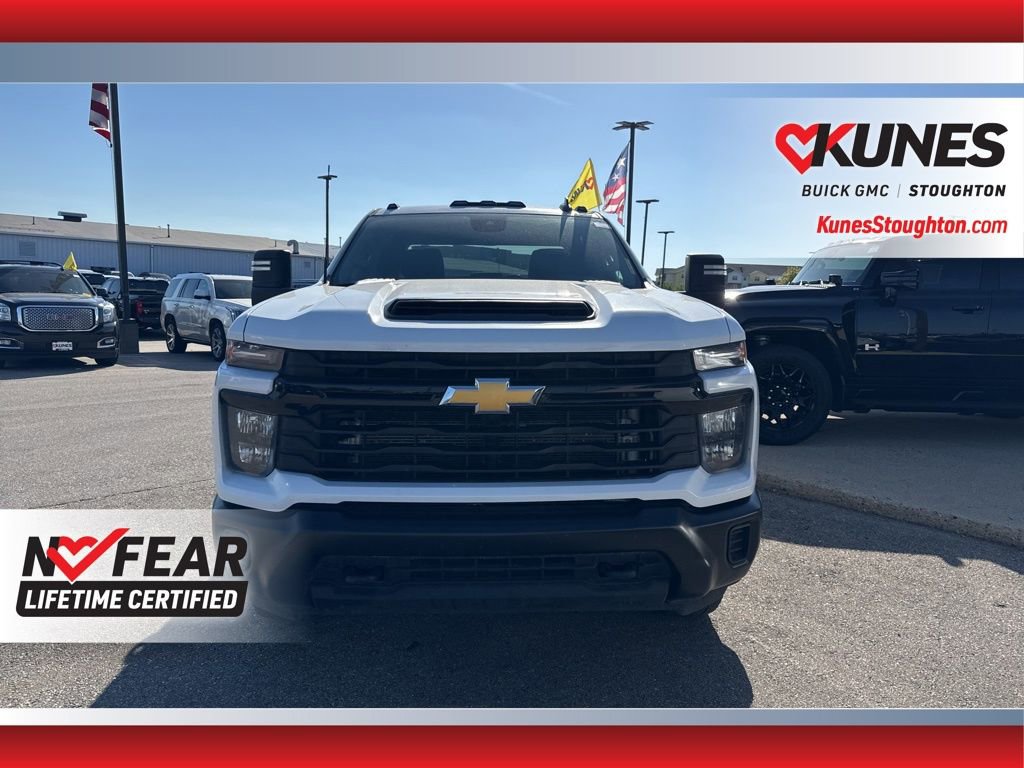 Used 2024 Chevrolet Silverado 3500 W/T image 5