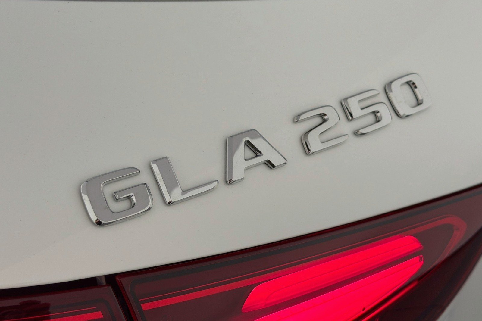 New 2026 Mercedes-Benz GLA 250 image 8