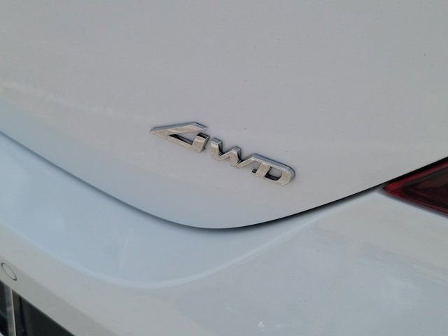 Used 2023 Genesis G70 2.0T w/ Sport Prestige Package image 8