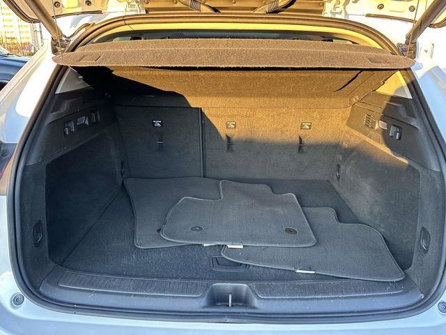 Used 2023 Buick Envision Essence w/ Sport Touring Package image 21