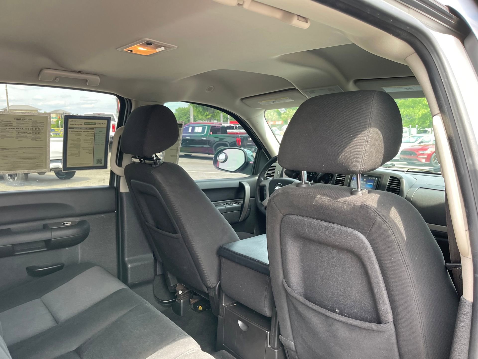 Used 2010 Chevrolet Silverado 1500 LT w/ Regional Value Package image 24