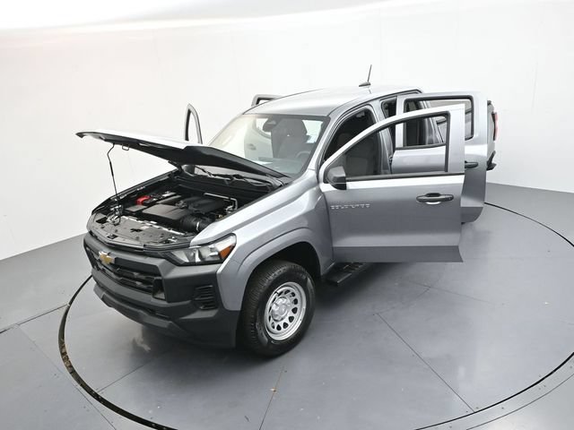 Used 2025 Chevrolet Colorado W/T RWD image 43
