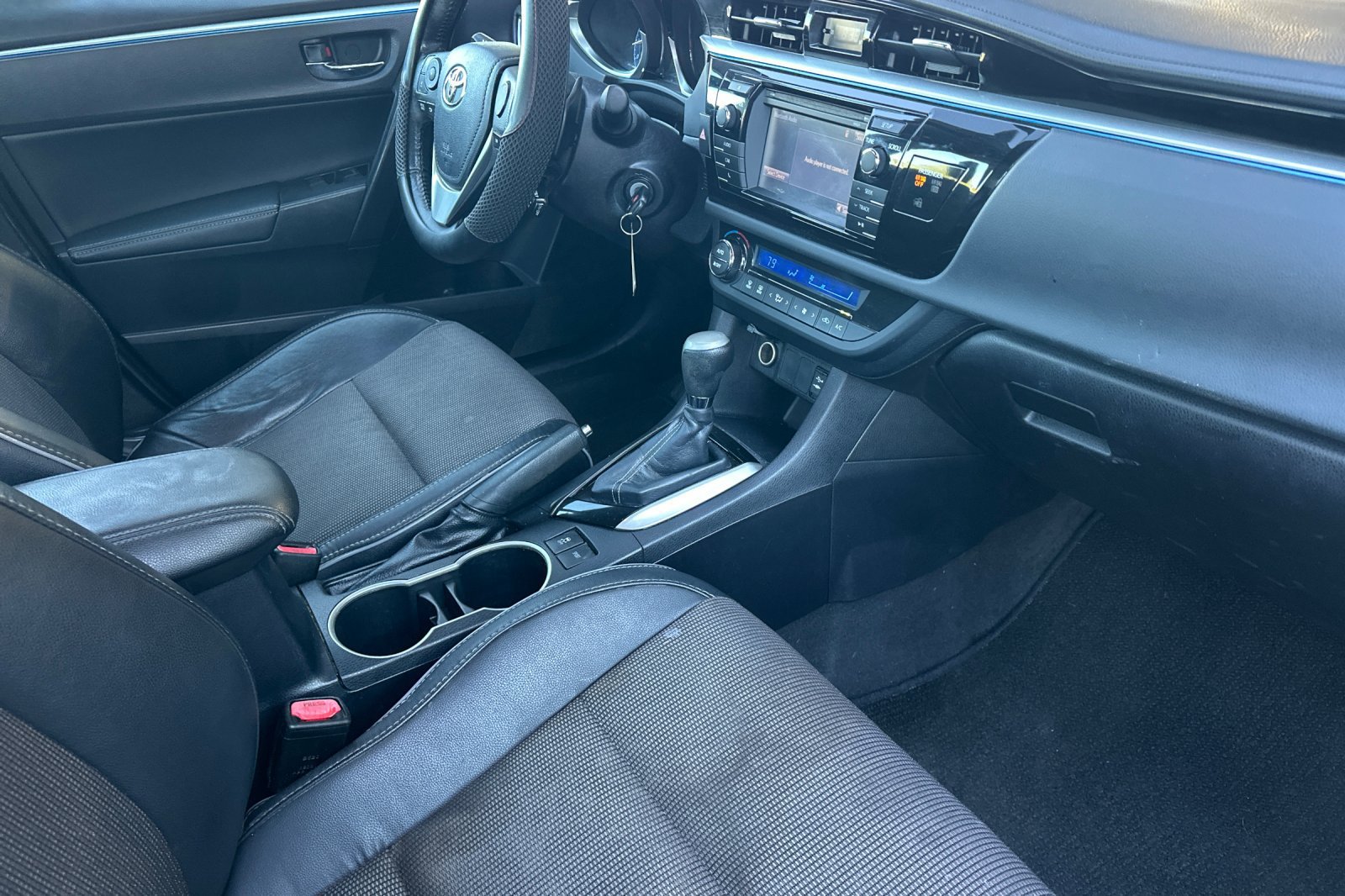 Used 2016 Toyota Corolla S FWD image 14