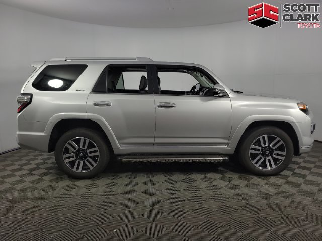 Used 2022 Toyota 4Runner Limited AWD/4WD image 8