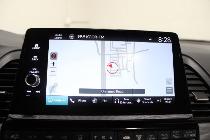 Used 2025 Honda Odyssey Elite image 4