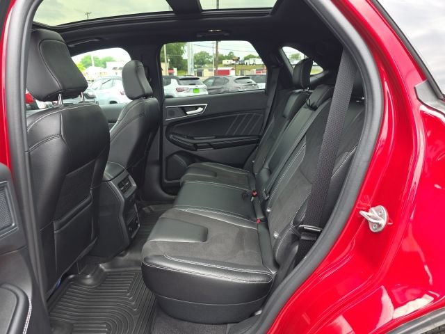Used 2024 Ford Edge ST w/ Equipment Group 401A AWD/4WD image 30