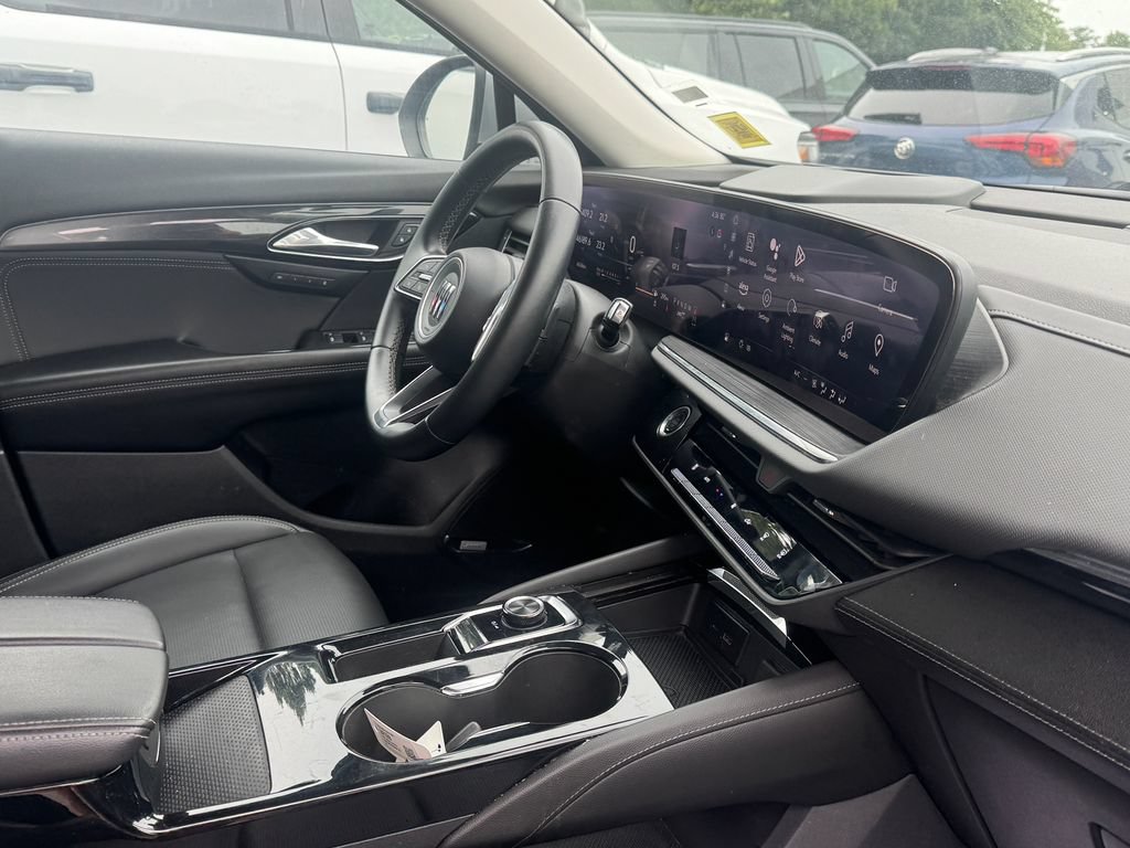 Used 2024 Buick Envision Preferred AWD/4WD image 29