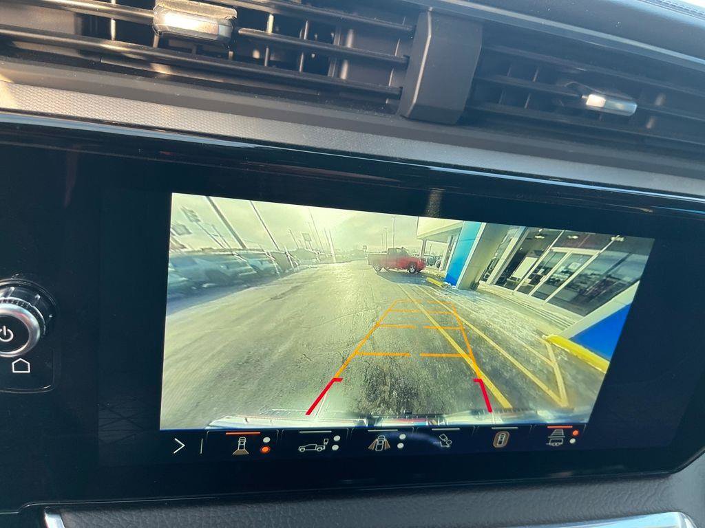 Used 2024 GMC Sierra 1500 Denali AWD/4WD image 14