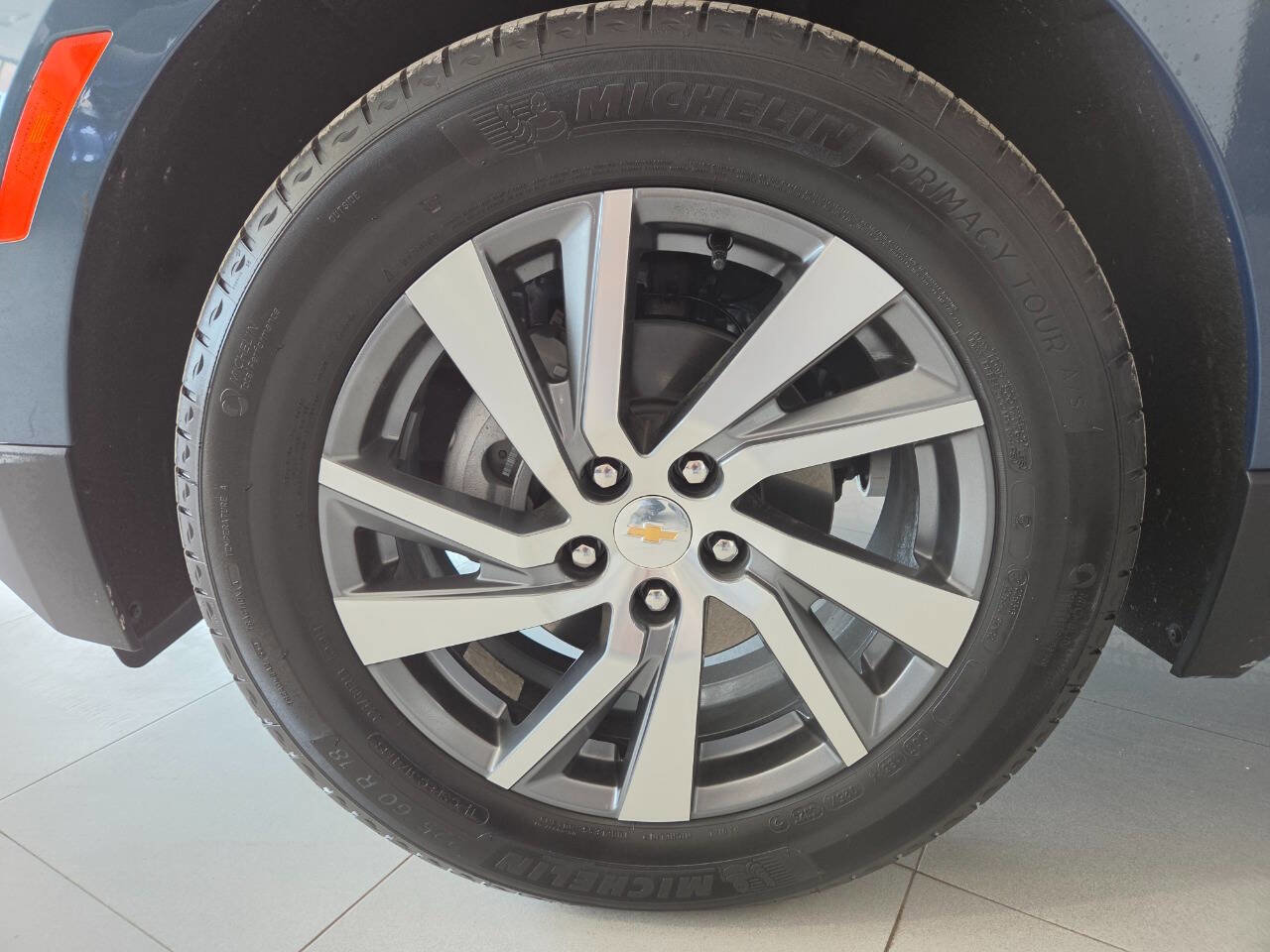 Used 2024 Chevrolet Equinox LT w/ LPO, Floor Liner Package image 12