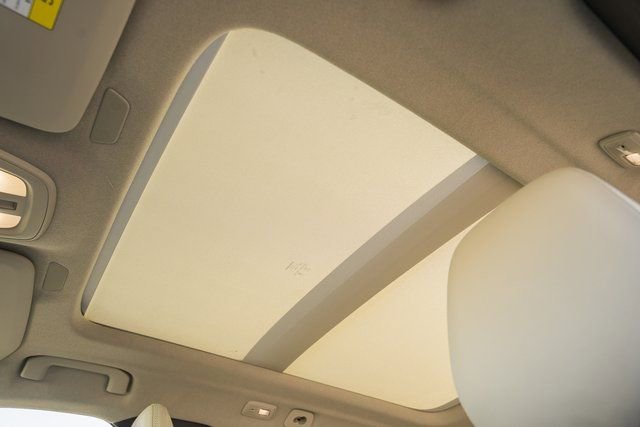 New 2026 Volvo XC40 B5 Ultra w/ Protection Package Premier image 32