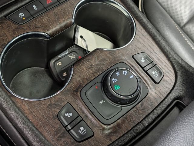 Certified 2023 GMC Acadia Denali w/ Denali Technology Package AWD/4WD image 30