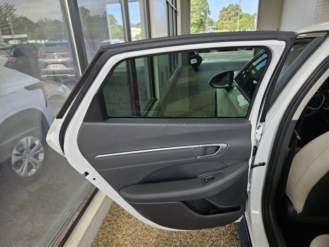 Used 2021 Hyundai Sonata Limited FWD image 15