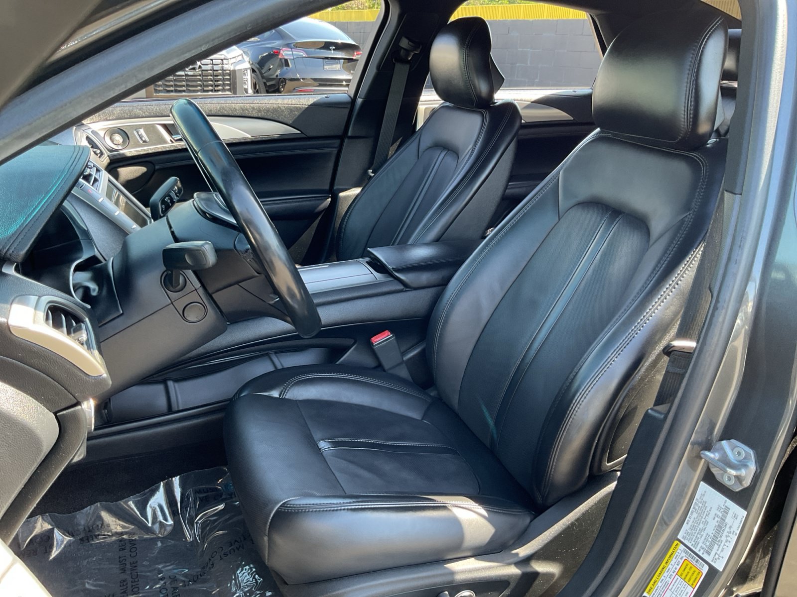 Used 2018 Lincoln MKZ Reserve FWD image 18