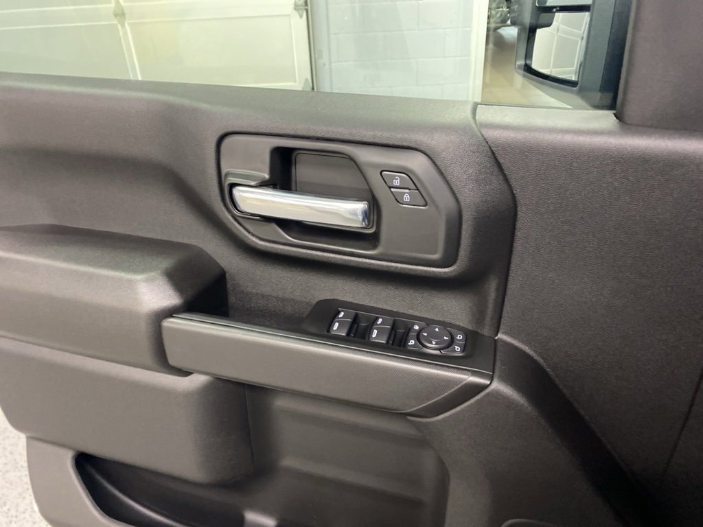New 2026 GMC Sierra 3500 Pro w/ Convenience Package image 23