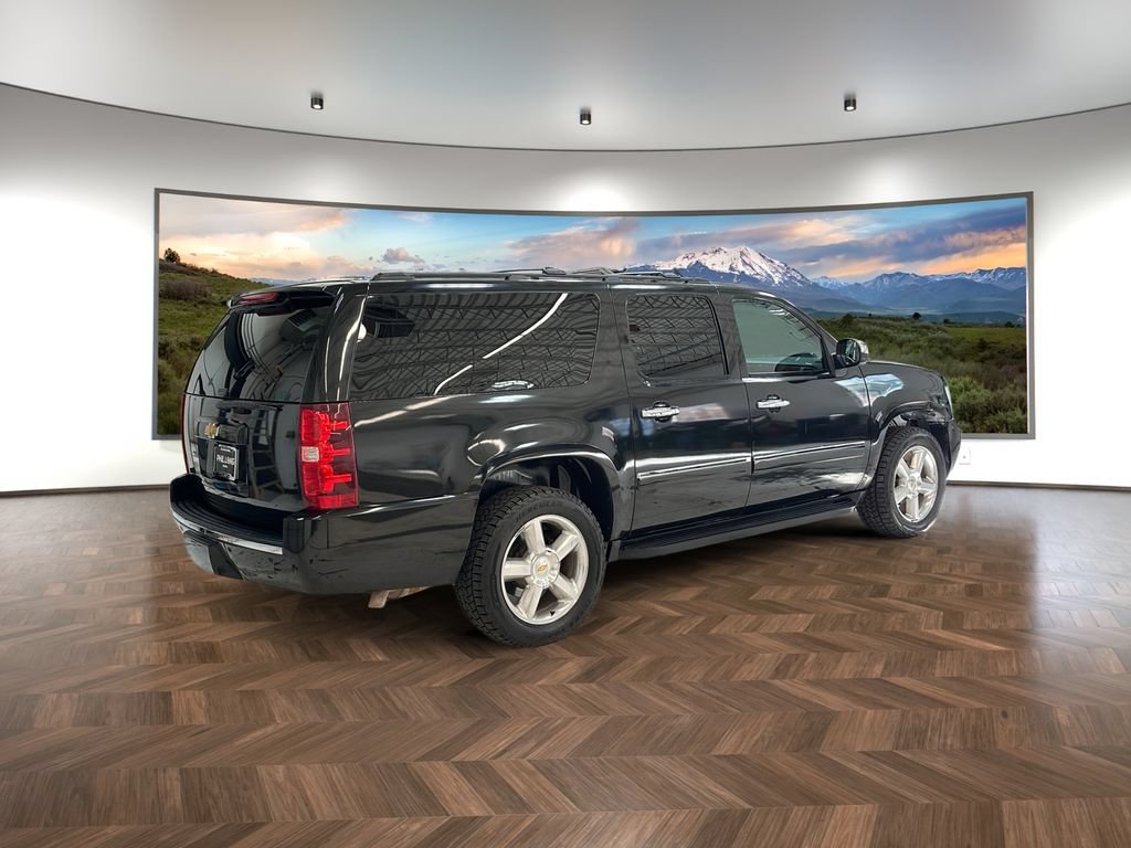 Used 2014 Chevrolet Suburban LTZ AWD/4WD image 3