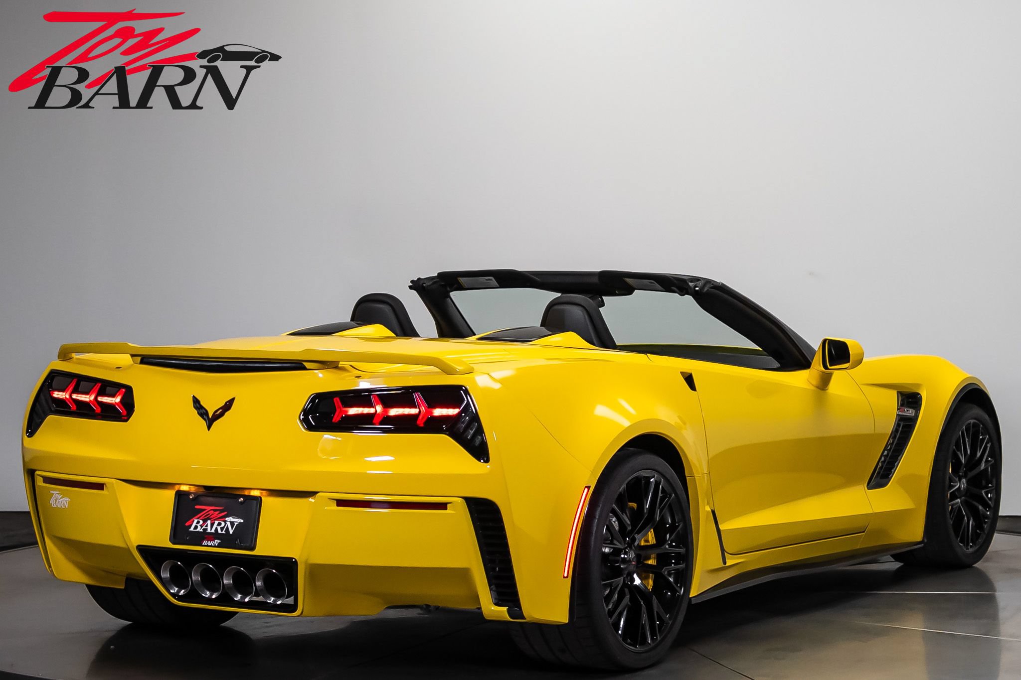 Used 2016 Chevrolet Corvette Z06 w/ 3LZ Preferred Equipment Group RWD image 5