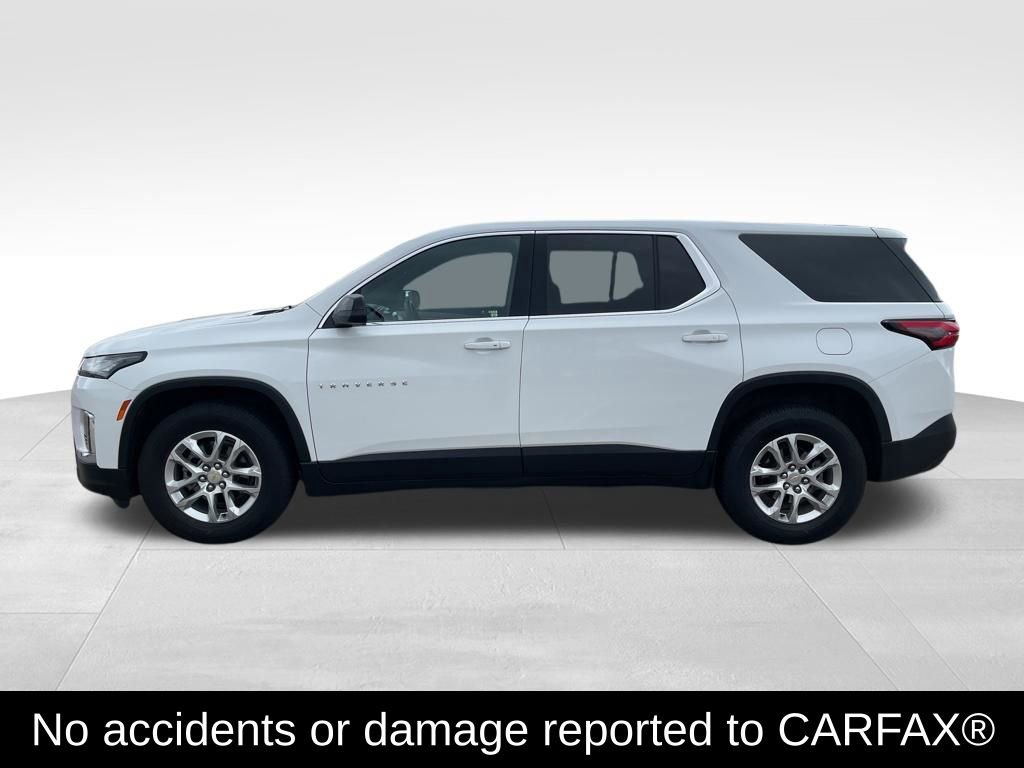 Used 2022 Chevrolet Traverse LS image 4