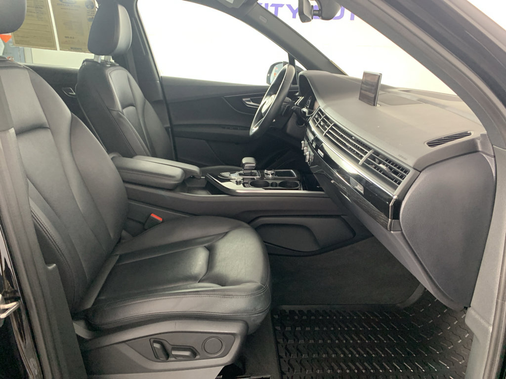 Used 2019 Audi Q7 3.0T Premium image 44