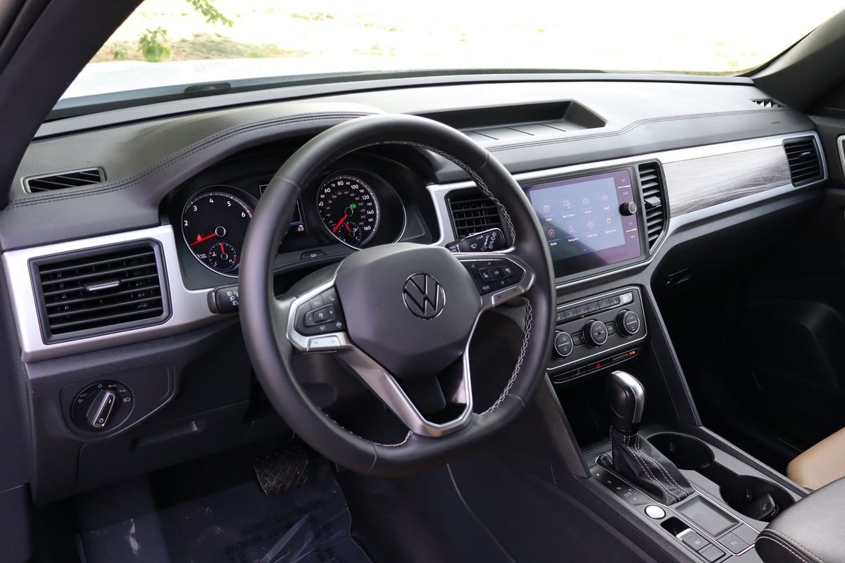 Used 2021 Volkswagen Atlas Cross Sport SE image 15