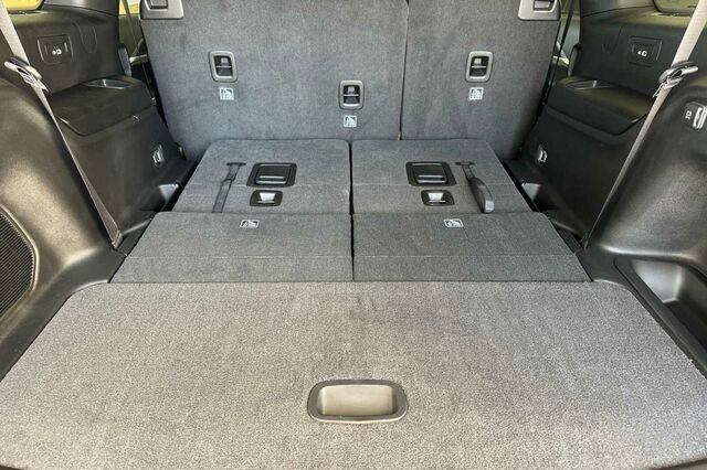 New 2026 Jeep Grand Cherokee L Limited AWD/4WD image 13